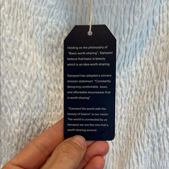 Chic White Sleeveless Maxi Dress - Picture 3 of 8